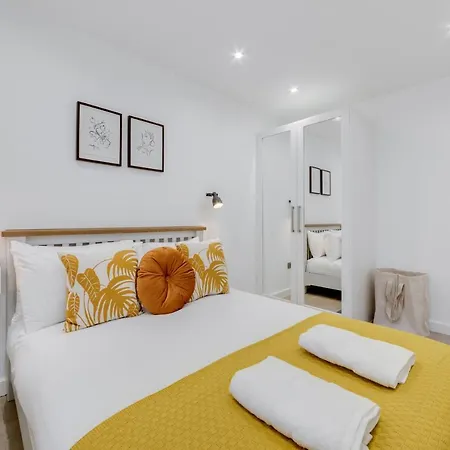 Deluxe 1 Bed Flat - Shoreditch, Aldgate & The City Of Лондон Экстерьер фото