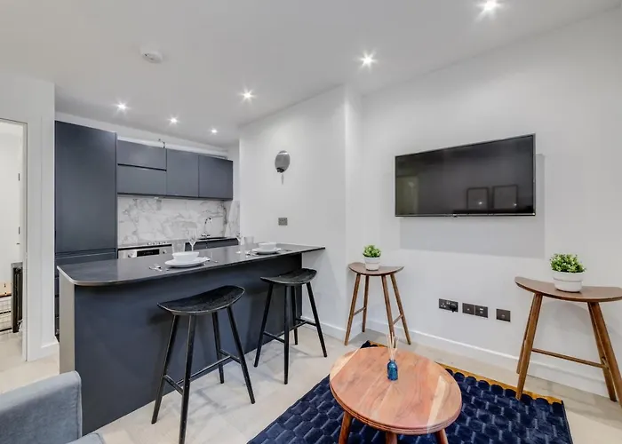 Deluxe 1 Bed Flat - Shoreditch, Aldgate & The City Of London